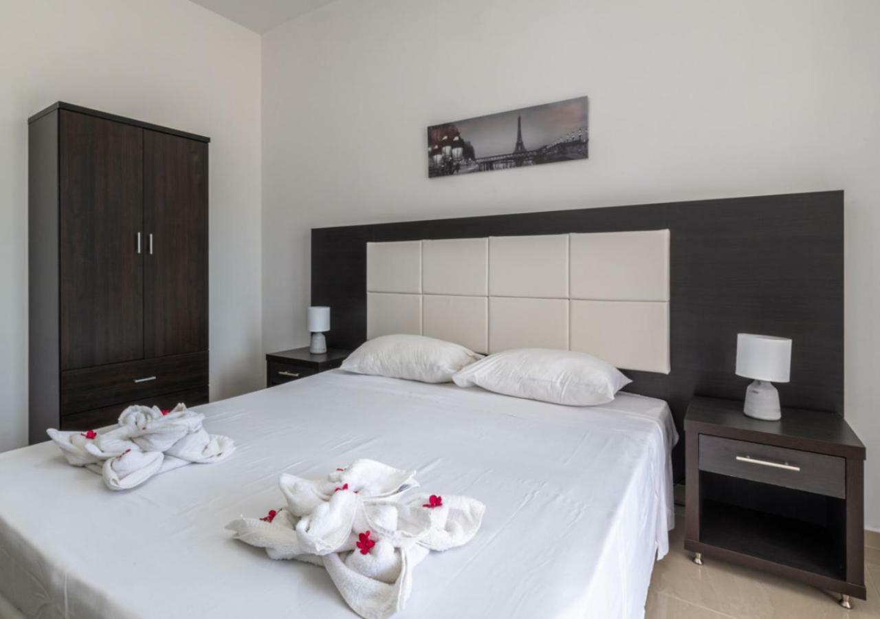 Villa Antonis Deluxe Apartments Amoudi Eksteriør bilde