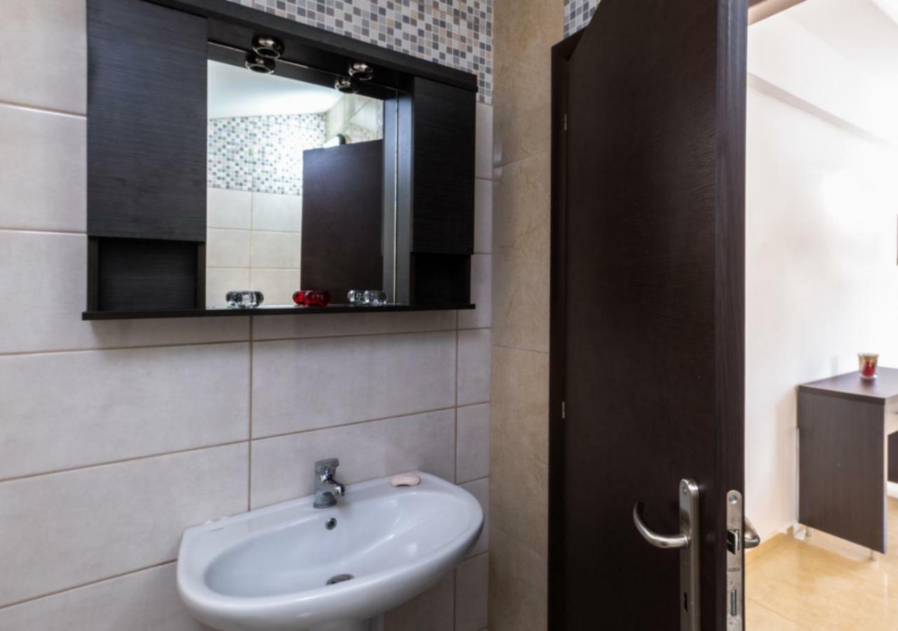 Villa Antonis Deluxe Apartments Amoudi Eksteriør bilde