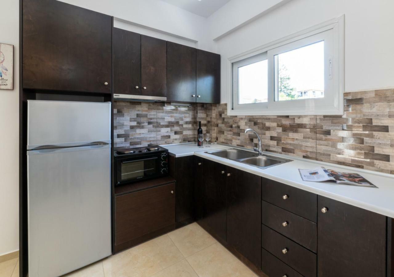 Villa Antonis Deluxe Apartments Amoudi Eksteriør bilde